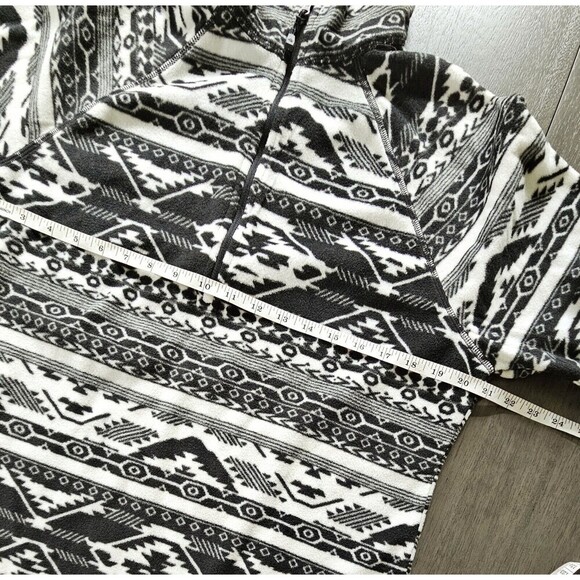 Eddie Bauer Aztec Pullover Women L Black WHITE Quarter Zip Southwest Sweatshirt - Picture 5 of 11